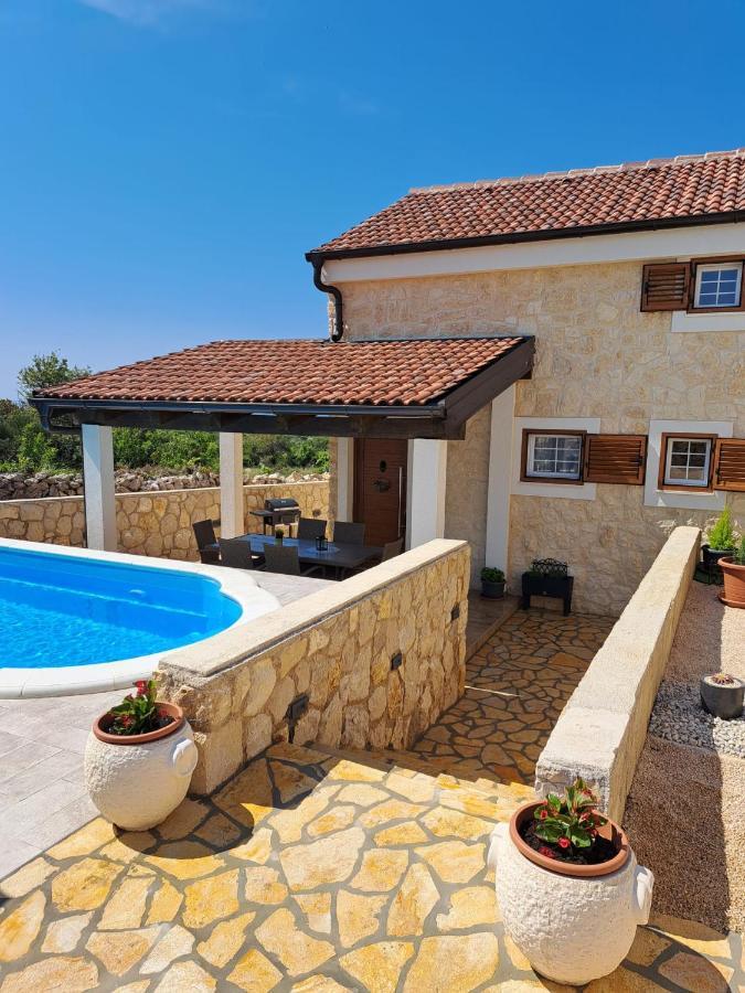 נובליה Villa Venkin Dvor מראה חיצוני תמונה
