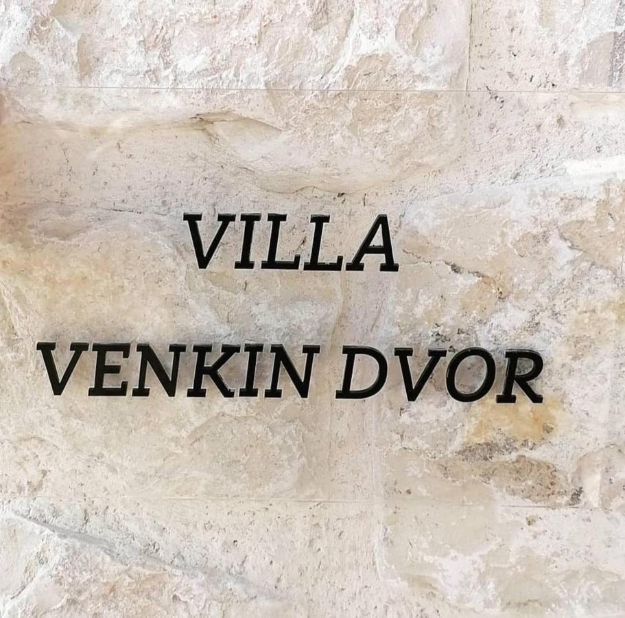 נובליה Villa Venkin Dvor מראה חיצוני תמונה
