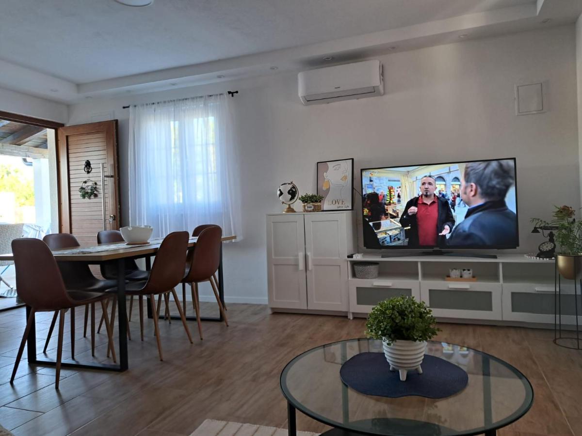 נובליה Villa Venkin Dvor מראה חיצוני תמונה