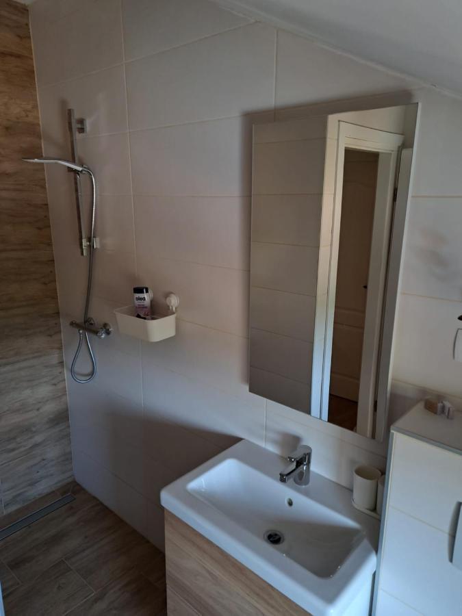 נובליה Villa Venkin Dvor מראה חיצוני תמונה